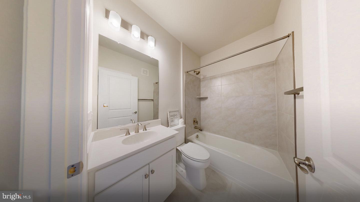 3925 FAIR RIDGE DR #503, FAIRFAX, Virginia 22033, 2 Bedrooms Bedrooms, ,2 BathroomsBathrooms,Residential,For sale,3925 FAIR RIDGE DR #503,VAFX2285756 MLS # VAFX2285756