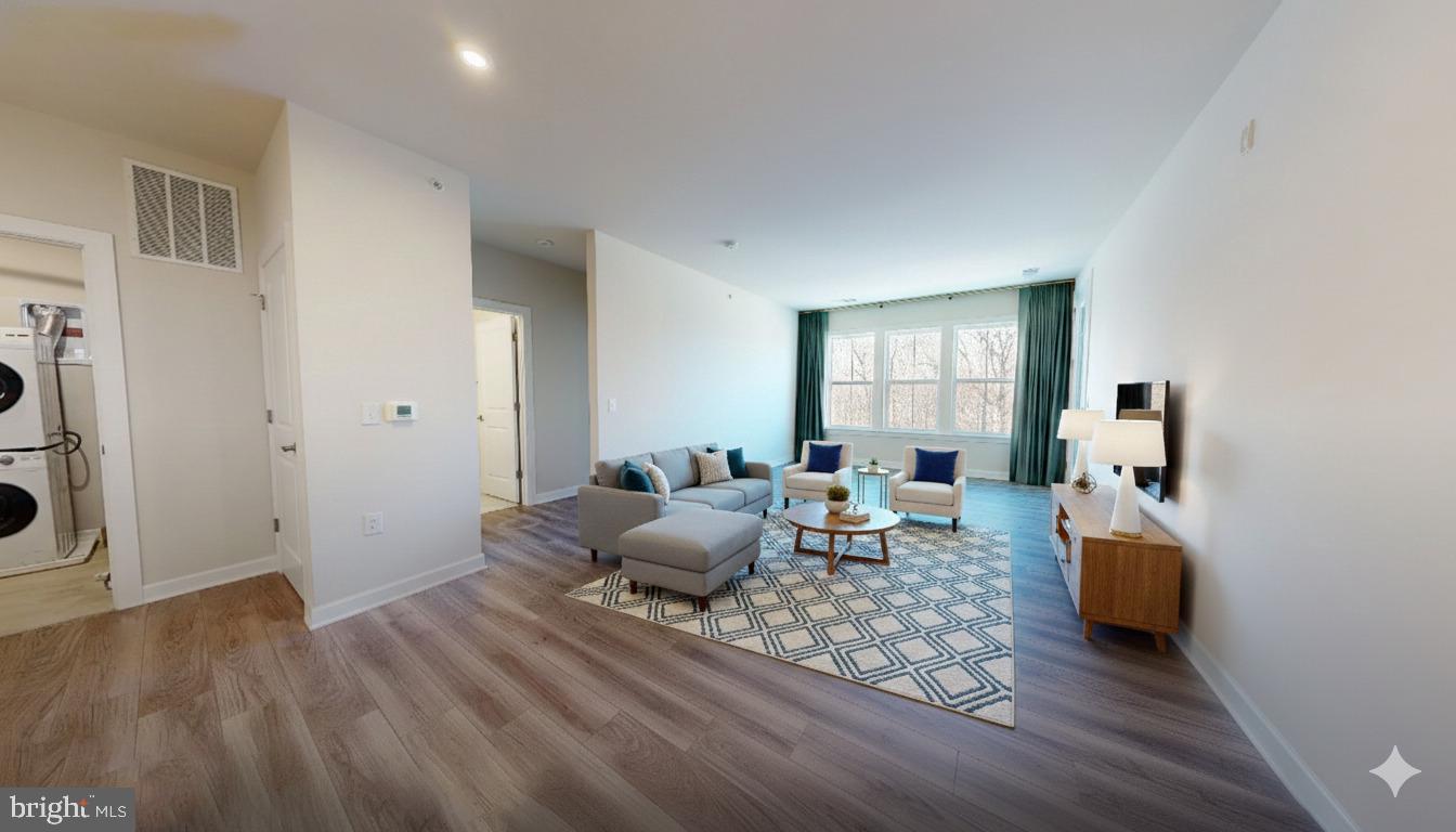 3925 FAIR RIDGE DR #503, FAIRFAX, Virginia 22033, 2 Bedrooms Bedrooms, ,2 BathroomsBathrooms,Residential,For sale,3925 FAIR RIDGE DR #503,VAFX2285756 MLS # VAFX2285756