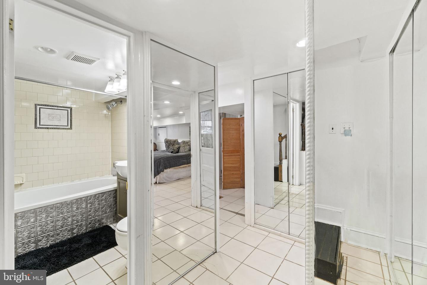 1205 4TH ST NW, WASHINGTON, District Of Columbia 20001, 5 Bedrooms Bedrooms, ,3 BathroomsBathrooms,Residential,For sale,1205 4TH ST NW,DCDC2241442 MLS # DCDC2241442