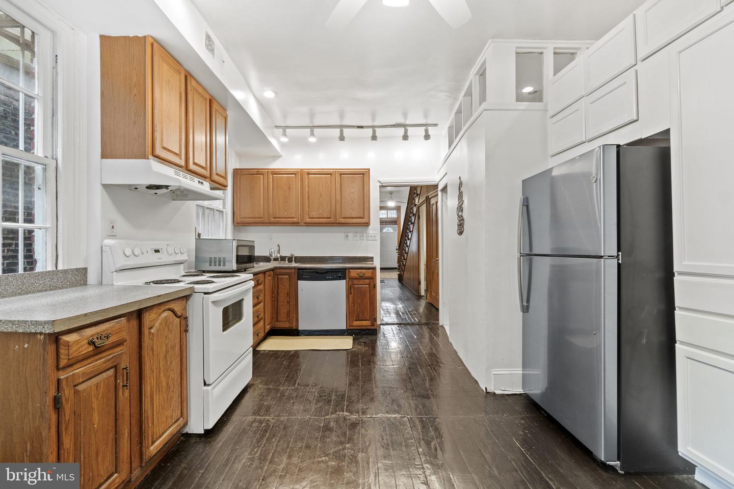 1205 4TH ST NW, WASHINGTON, District Of Columbia 20001, 5 Bedrooms Bedrooms, ,3 BathroomsBathrooms,Residential,For sale,1205 4TH ST NW,DCDC2241442 MLS # DCDC2241442