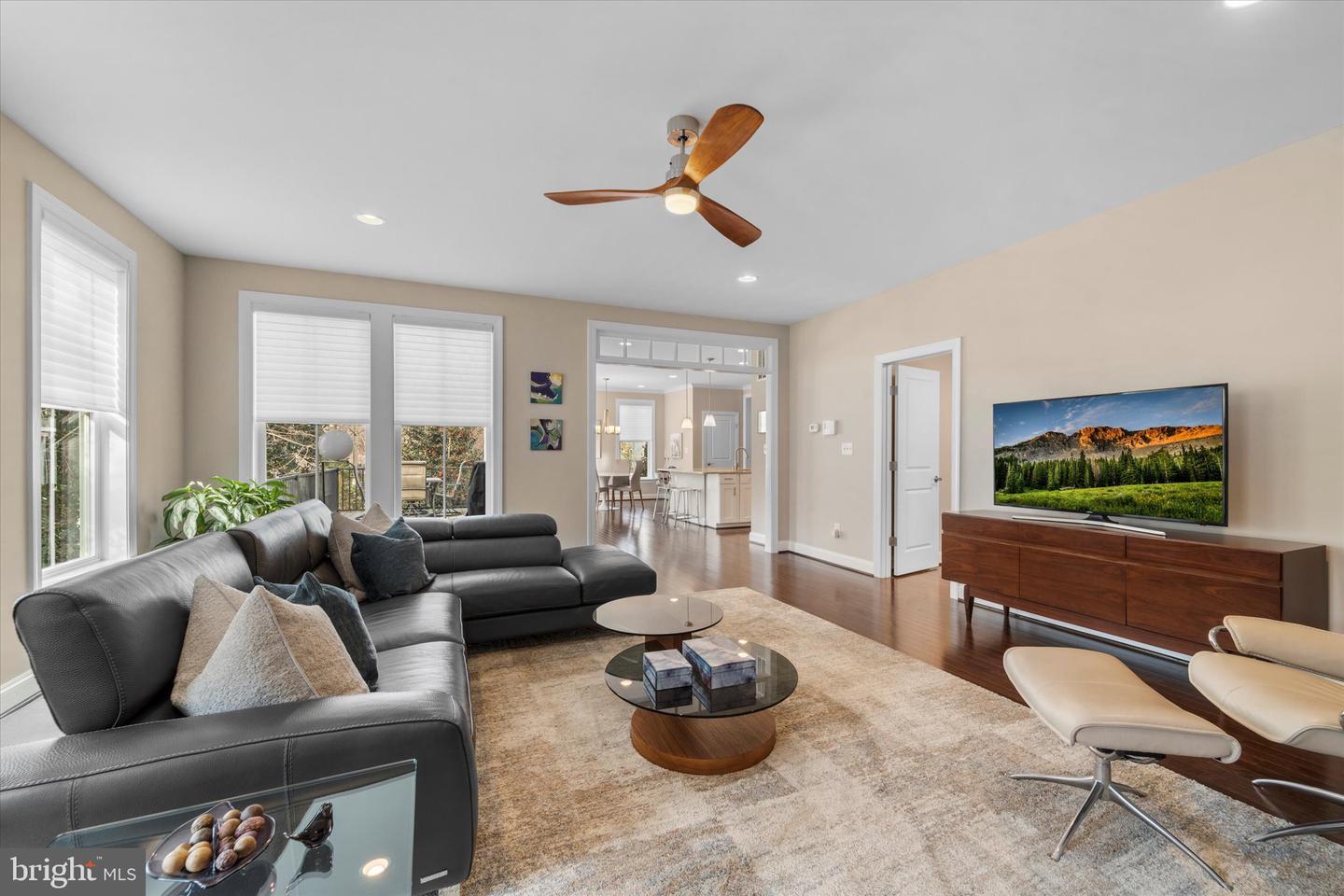 6201 CHAMPION OAK CT, FALLS CHURCH, Virginia 22044, 5 Bedrooms Bedrooms, ,4 BathroomsBathrooms,Residential,For sale,6201 CHAMPION OAK CT,VAFX2285910 MLS # VAFX2285910