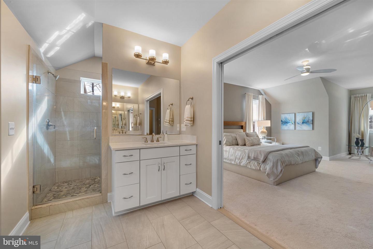 6201 CHAMPION OAK CT, FALLS CHURCH, Virginia 22044, 5 Bedrooms Bedrooms, ,4 BathroomsBathrooms,Residential,For sale,6201 CHAMPION OAK CT,VAFX2285910 MLS # VAFX2285910