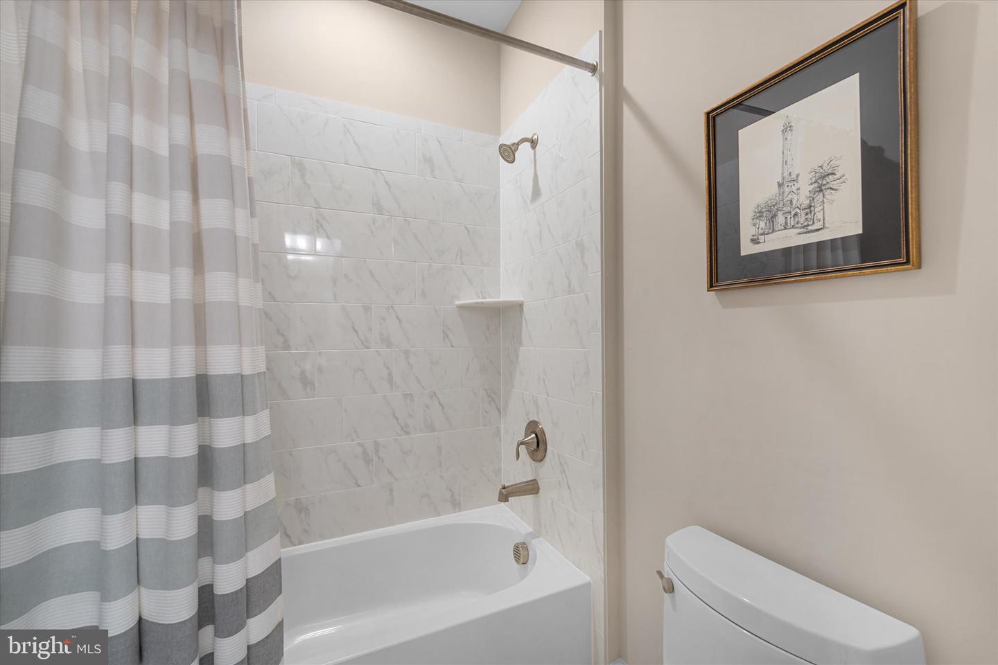 6201 CHAMPION OAK CT, FALLS CHURCH, Virginia 22044, 5 Bedrooms Bedrooms, ,4 BathroomsBathrooms,Residential,For sale,6201 CHAMPION OAK CT,VAFX2285910 MLS # VAFX2285910