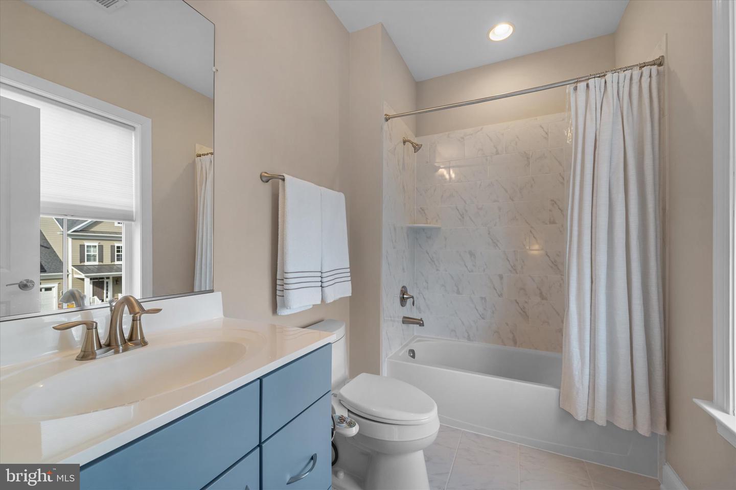 6201 CHAMPION OAK CT, FALLS CHURCH, Virginia 22044, 5 Bedrooms Bedrooms, ,4 BathroomsBathrooms,Residential,For sale,6201 CHAMPION OAK CT,VAFX2285910 MLS # VAFX2285910