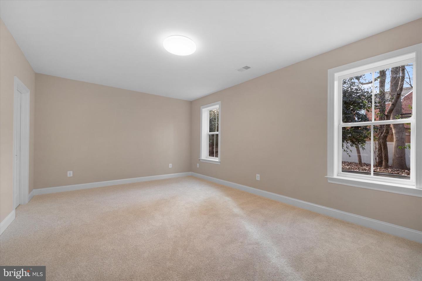 6201 CHAMPION OAK CT, FALLS CHURCH, Virginia 22044, 5 Bedrooms Bedrooms, ,4 BathroomsBathrooms,Residential,For sale,6201 CHAMPION OAK CT,VAFX2285910 MLS # VAFX2285910