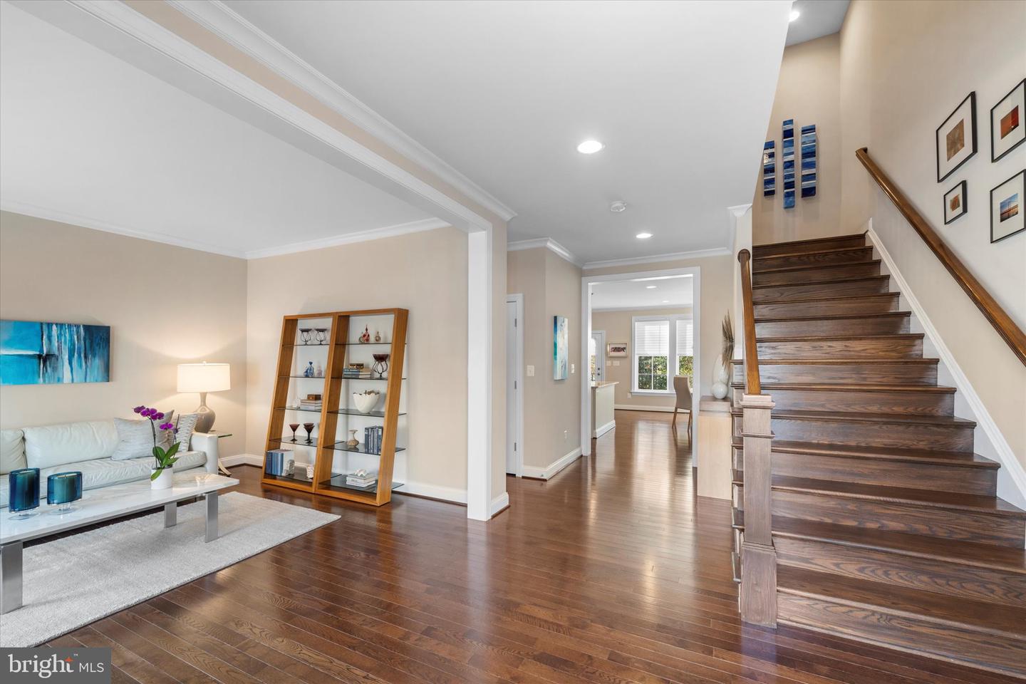 6201 CHAMPION OAK CT, FALLS CHURCH, Virginia 22044, 5 Bedrooms Bedrooms, ,4 BathroomsBathrooms,Residential,For sale,6201 CHAMPION OAK CT,VAFX2285910 MLS # VAFX2285910