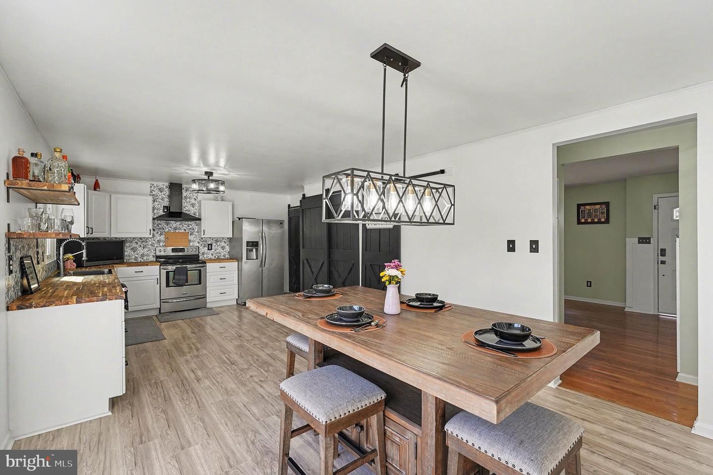 108 SEVEN PINES DR, LOCUST GROVE, Virginia 22508, 3 Bedrooms Bedrooms, ,2 BathroomsBathrooms,Residential,For sale,108 SEVEN PINES DR,VAOR2013140 MLS # VAOR2013140