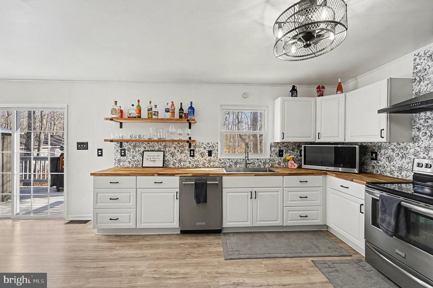 108 SEVEN PINES DR, LOCUST GROVE, Virginia 22508, 3 Bedrooms Bedrooms, ,2 BathroomsBathrooms,Residential,For sale,108 SEVEN PINES DR,VAOR2013140 MLS # VAOR2013140