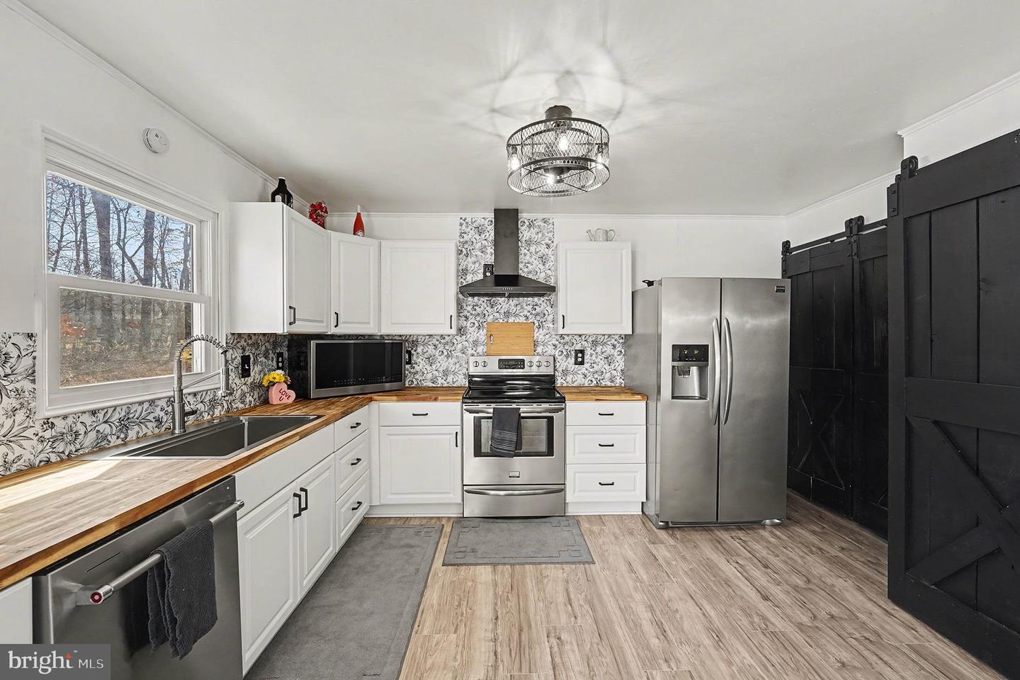 108 SEVEN PINES DR, LOCUST GROVE, Virginia 22508, 3 Bedrooms Bedrooms, ,2 BathroomsBathrooms,Residential,For sale,108 SEVEN PINES DR,VAOR2013140 MLS # VAOR2013140