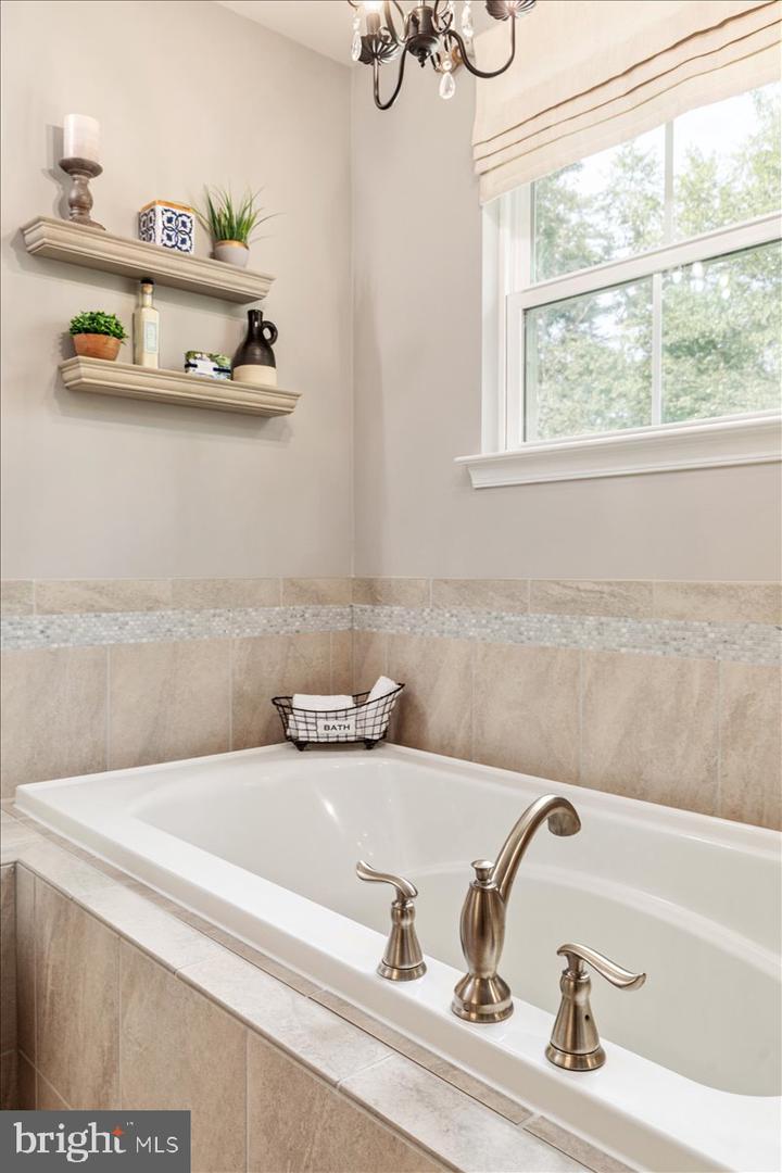 12222 CRANFORD DR, WOODBRIDGE, Virginia 22192, 4 Bedrooms Bedrooms, ,4 BathroomsBathrooms,Residential,For sale,12222 CRANFORD DR,VAPW2110642 MLS # VAPW2110642