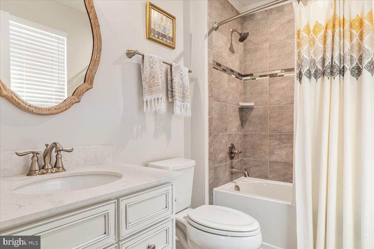 12222 CRANFORD DR, WOODBRIDGE, Virginia 22192, 4 Bedrooms Bedrooms, ,4 BathroomsBathrooms,Residential,For sale,12222 CRANFORD DR,VAPW2110642 MLS # VAPW2110642