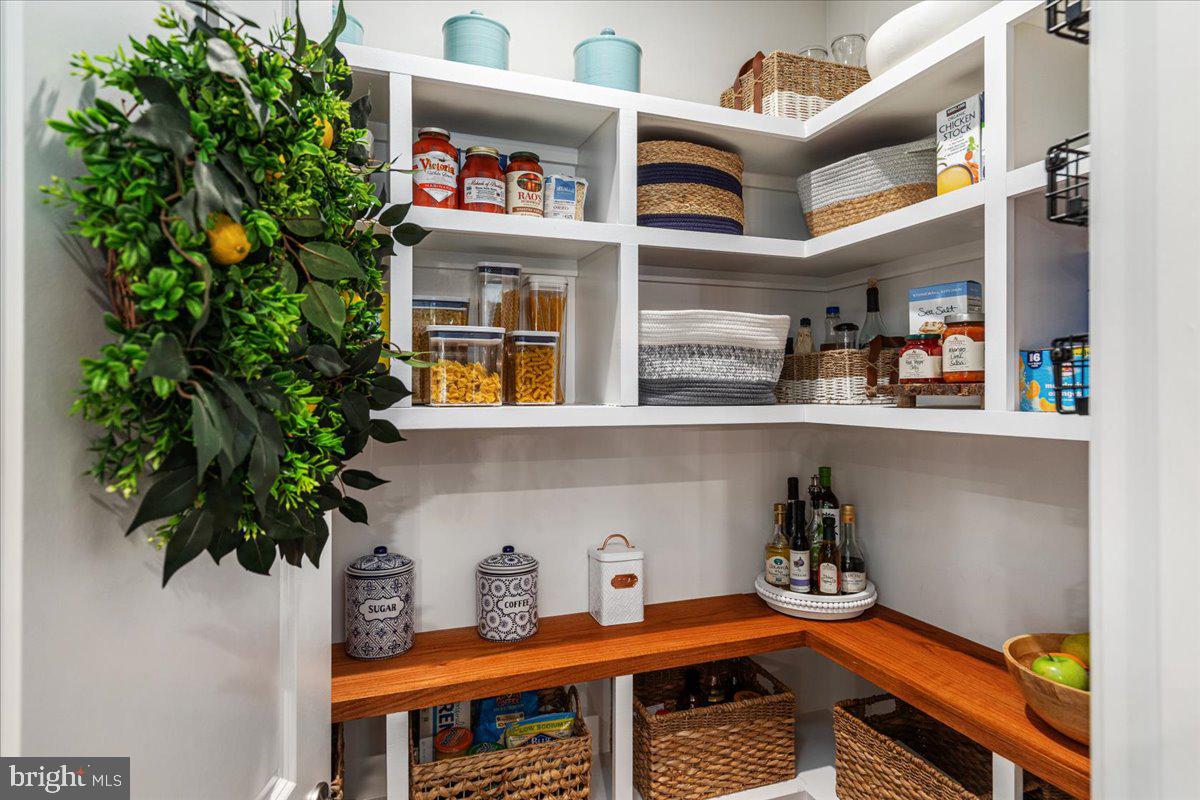 12222 CRANFORD DR, WOODBRIDGE, Virginia 22192, 4 Bedrooms Bedrooms, ,4 BathroomsBathrooms,Residential,For sale,12222 CRANFORD DR,VAPW2110642 MLS # VAPW2110642