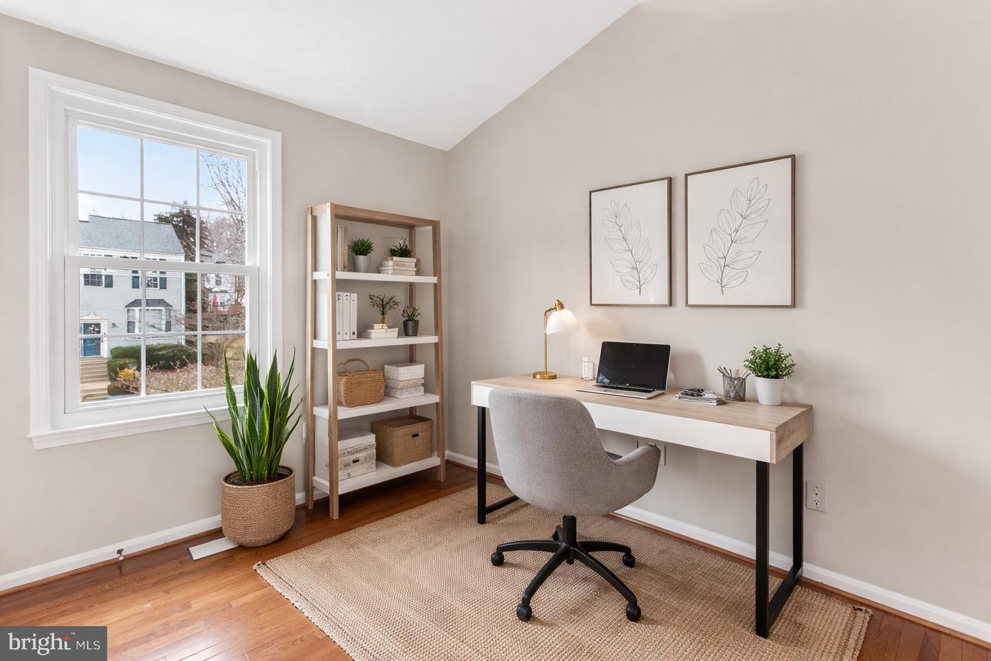 13855 LAURA RATCLIFF CT, CENTREVILLE, Virginia 20121, 3 Bedrooms Bedrooms, ,2 BathroomsBathrooms,Residential,For sale,13855 LAURA RATCLIFF CT,VAFX2285964 MLS # VAFX2285964