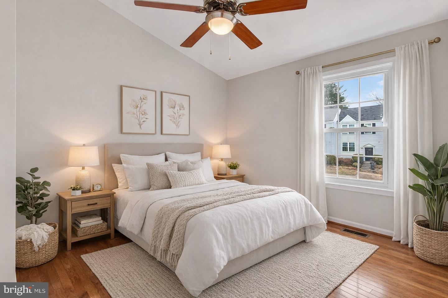 13855 LAURA RATCLIFF CT, CENTREVILLE, Virginia 20121, 3 Bedrooms Bedrooms, ,2 BathroomsBathrooms,Residential,For sale,13855 LAURA RATCLIFF CT,VAFX2285964 MLS # VAFX2285964