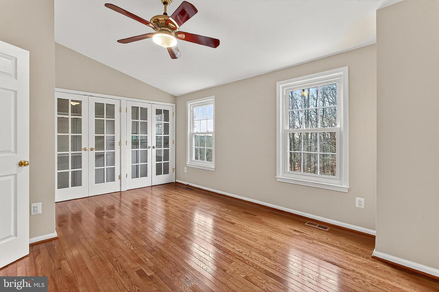 13855 LAURA RATCLIFF CT, CENTREVILLE, Virginia 20121, 3 Bedrooms Bedrooms, ,2 BathroomsBathrooms,Residential,For sale,13855 LAURA RATCLIFF CT,VAFX2285964 MLS # VAFX2285964