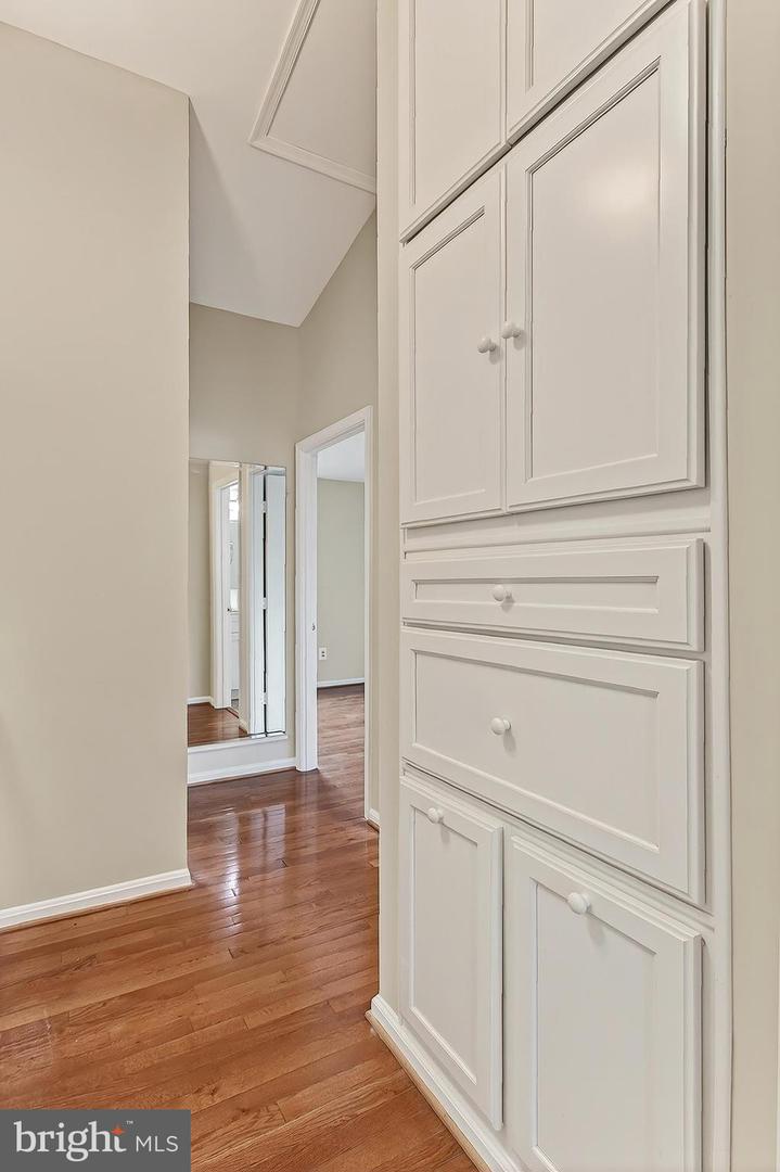 13855 LAURA RATCLIFF CT, CENTREVILLE, Virginia 20121, 3 Bedrooms Bedrooms, ,2 BathroomsBathrooms,Residential,For sale,13855 LAURA RATCLIFF CT,VAFX2285964 MLS # VAFX2285964