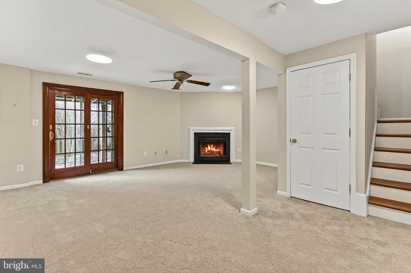 13855 LAURA RATCLIFF CT, CENTREVILLE, Virginia 20121, 3 Bedrooms Bedrooms, ,2 BathroomsBathrooms,Residential,For sale,13855 LAURA RATCLIFF CT,VAFX2285964 MLS # VAFX2285964