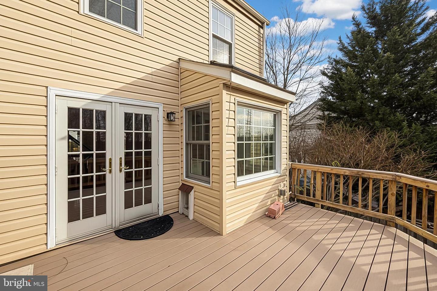 13855 LAURA RATCLIFF CT, CENTREVILLE, Virginia 20121, 3 Bedrooms Bedrooms, ,2 BathroomsBathrooms,Residential,For sale,13855 LAURA RATCLIFF CT,VAFX2285964 MLS # VAFX2285964