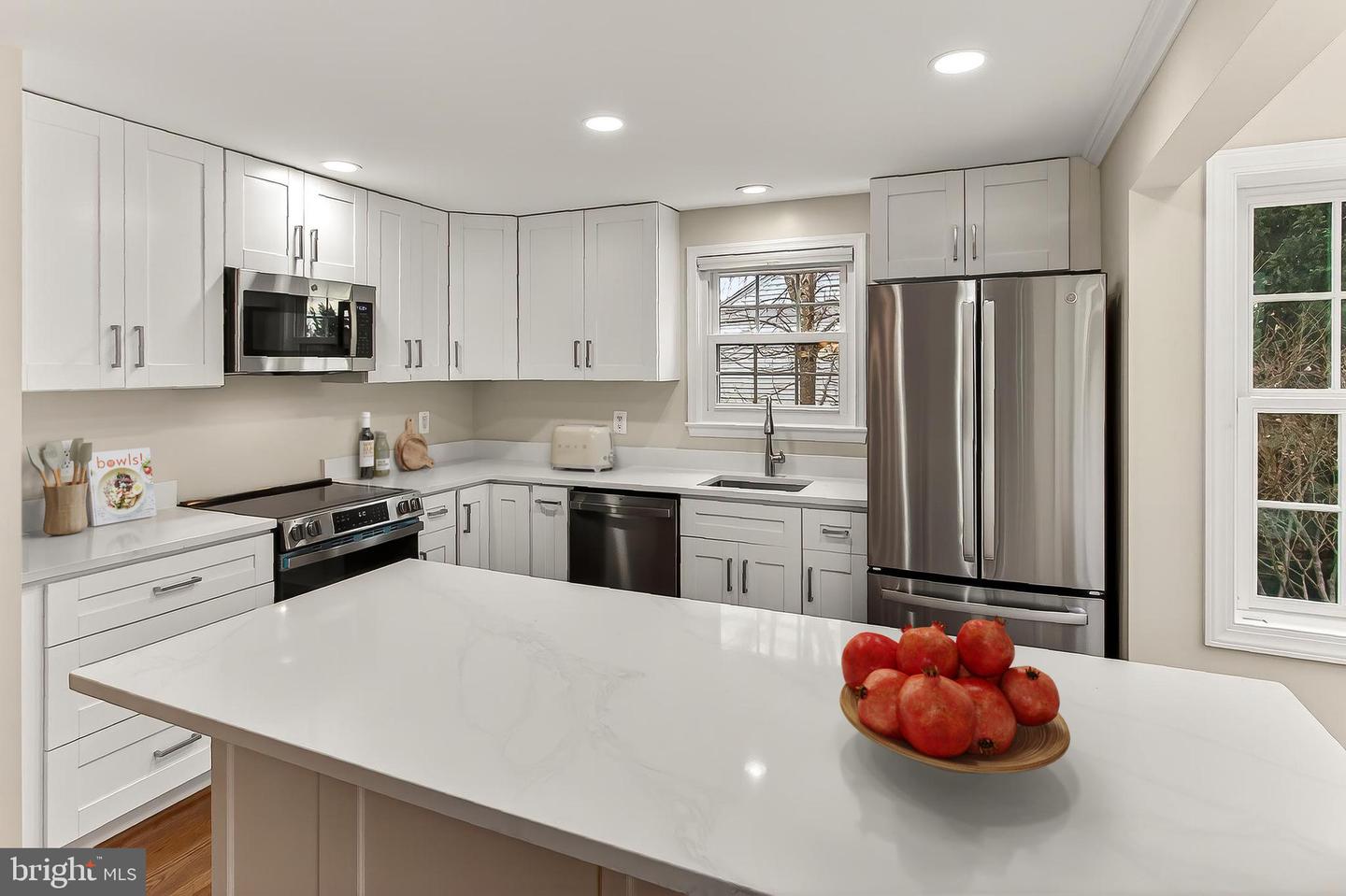 13855 LAURA RATCLIFF CT, CENTREVILLE, Virginia 20121, 3 Bedrooms Bedrooms, ,2 BathroomsBathrooms,Residential,For sale,13855 LAURA RATCLIFF CT,VAFX2285964 MLS # VAFX2285964