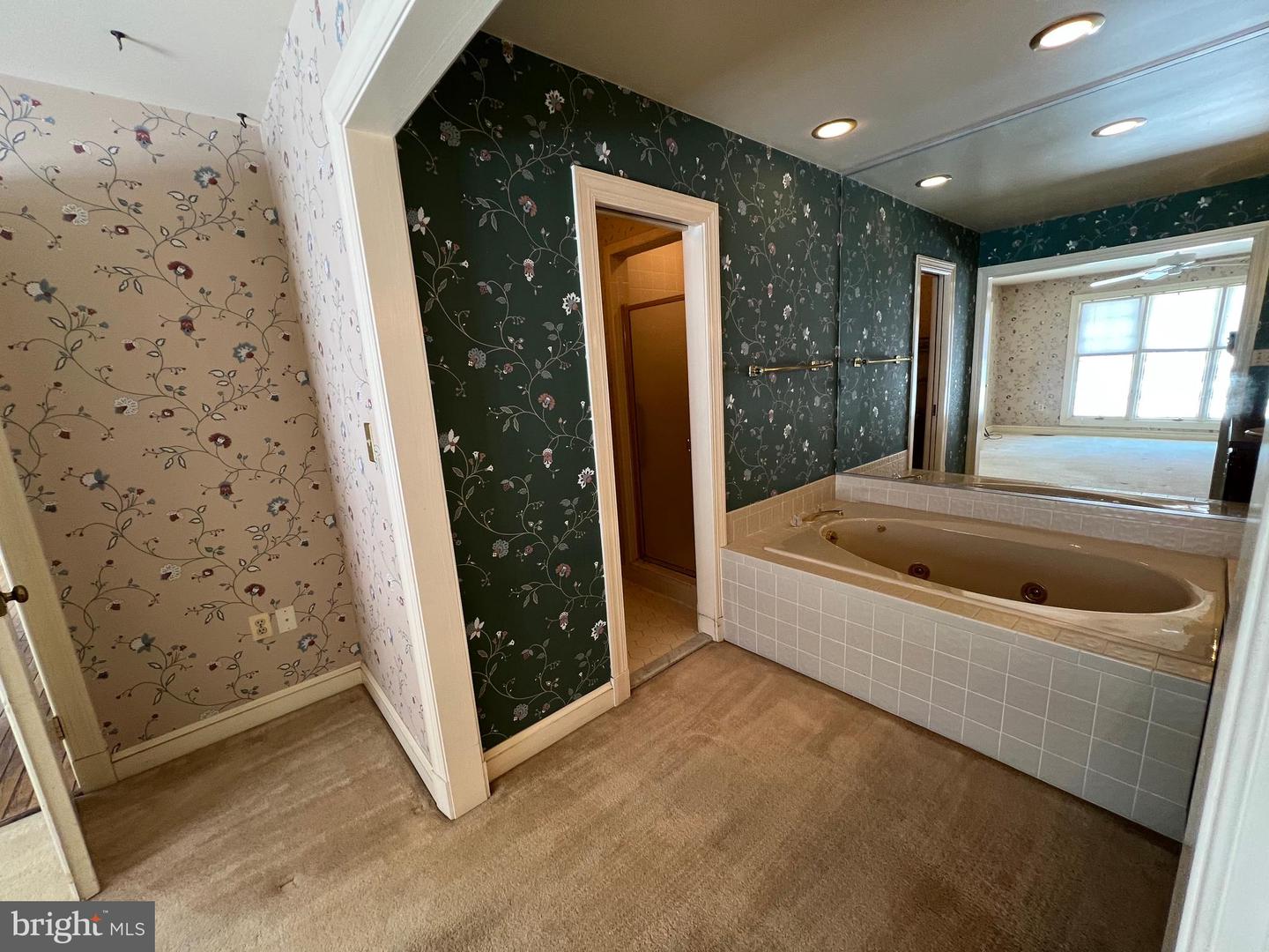 13888 COVANTRY LN, GAINESVILLE, Virginia 20155, 3 Bedrooms Bedrooms, ,2 BathroomsBathrooms,Residential,For sale,13888 COVANTRY LN,VAPW2110646 MLS # VAPW2110646