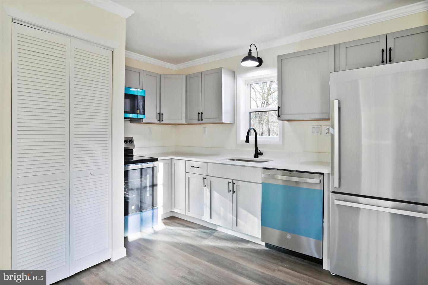 244 HICKORY RD, FRONT ROYAL, Virginia 22630, 2 Bedrooms Bedrooms, ,1 BathroomBathrooms,Residential,For sale,244 HICKORY RD,VAWR2013140 MLS # VAWR2013140