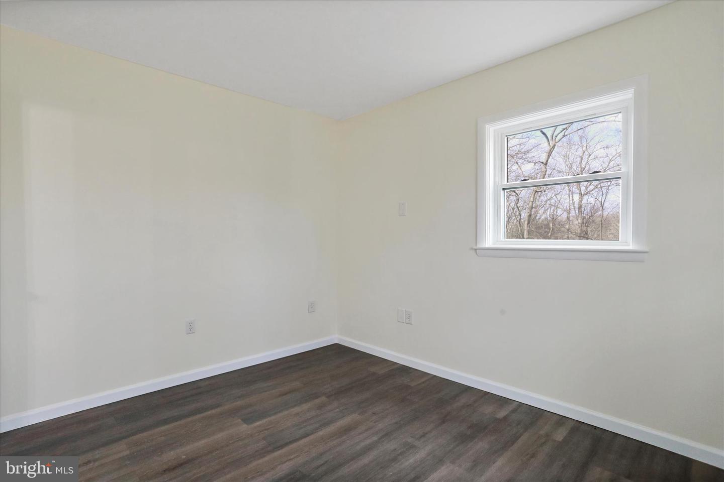 244 HICKORY RD, FRONT ROYAL, Virginia 22630, 2 Bedrooms Bedrooms, ,1 BathroomBathrooms,Residential,For sale,244 HICKORY RD,VAWR2013140 MLS # VAWR2013140