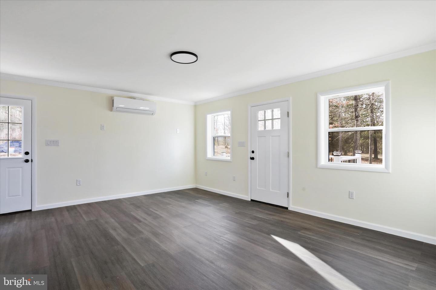 244 HICKORY RD, FRONT ROYAL, Virginia 22630, 2 Bedrooms Bedrooms, ,1 BathroomBathrooms,Residential,For sale,244 HICKORY RD,VAWR2013140 MLS # VAWR2013140