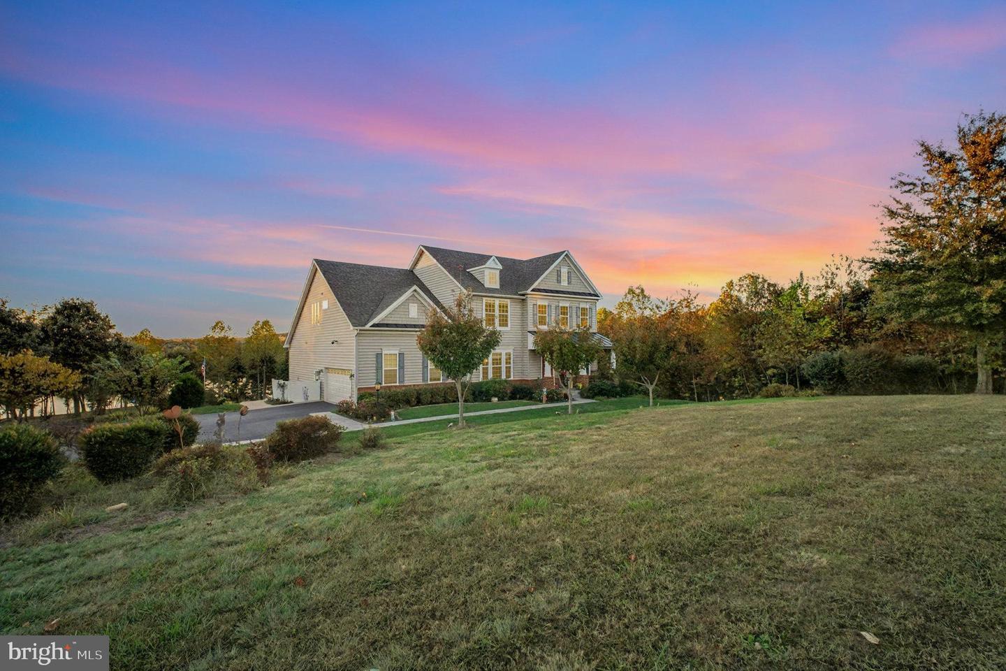 165 EDGEWATER DR, FREDERICKSBURG, Virginia 22406, 5 Bedrooms Bedrooms, ,5 BathroomsBathrooms,Residential,For sale,165 EDGEWATER DR,VAST2045246 MLS # VAST2045246 165 EDGEWATER DR, FREDERICKSBURG, Virginia 22406, 5 Bedrooms Bedrooms, ,5 BathroomsBathrooms,Residential,For sale,165 EDGEWATER DR,VAST2045246 MLS # VAST2045246