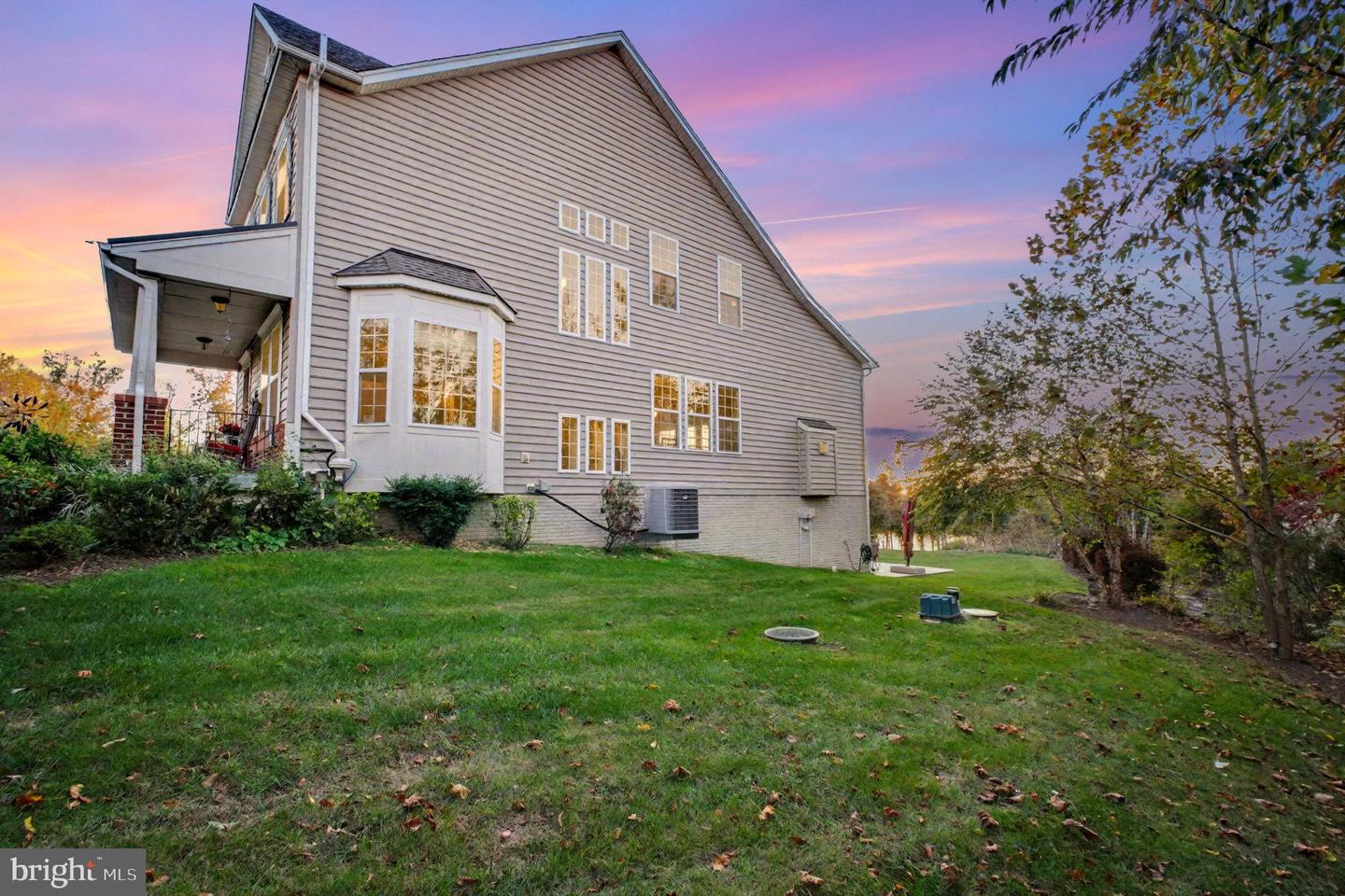 165 EDGEWATER DR, FREDERICKSBURG, Virginia 22406, 5 Bedrooms Bedrooms, ,5 BathroomsBathrooms,Residential,For sale,165 EDGEWATER DR,VAST2045246 MLS # VAST2045246 165 EDGEWATER DR, FREDERICKSBURG, Virginia 22406, 5 Bedrooms Bedrooms, ,5 BathroomsBathrooms,Residential,For sale,165 EDGEWATER DR,VAST2045246 MLS # VAST2045246