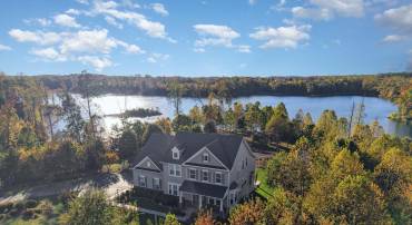 165 EDGEWATER DR, FREDERICKSBURG, Virginia 22406, 5 Bedrooms Bedrooms, ,5 BathroomsBathrooms,Residential,For sale,165 EDGEWATER DR,VAST2045246 MLS # VAST2045246