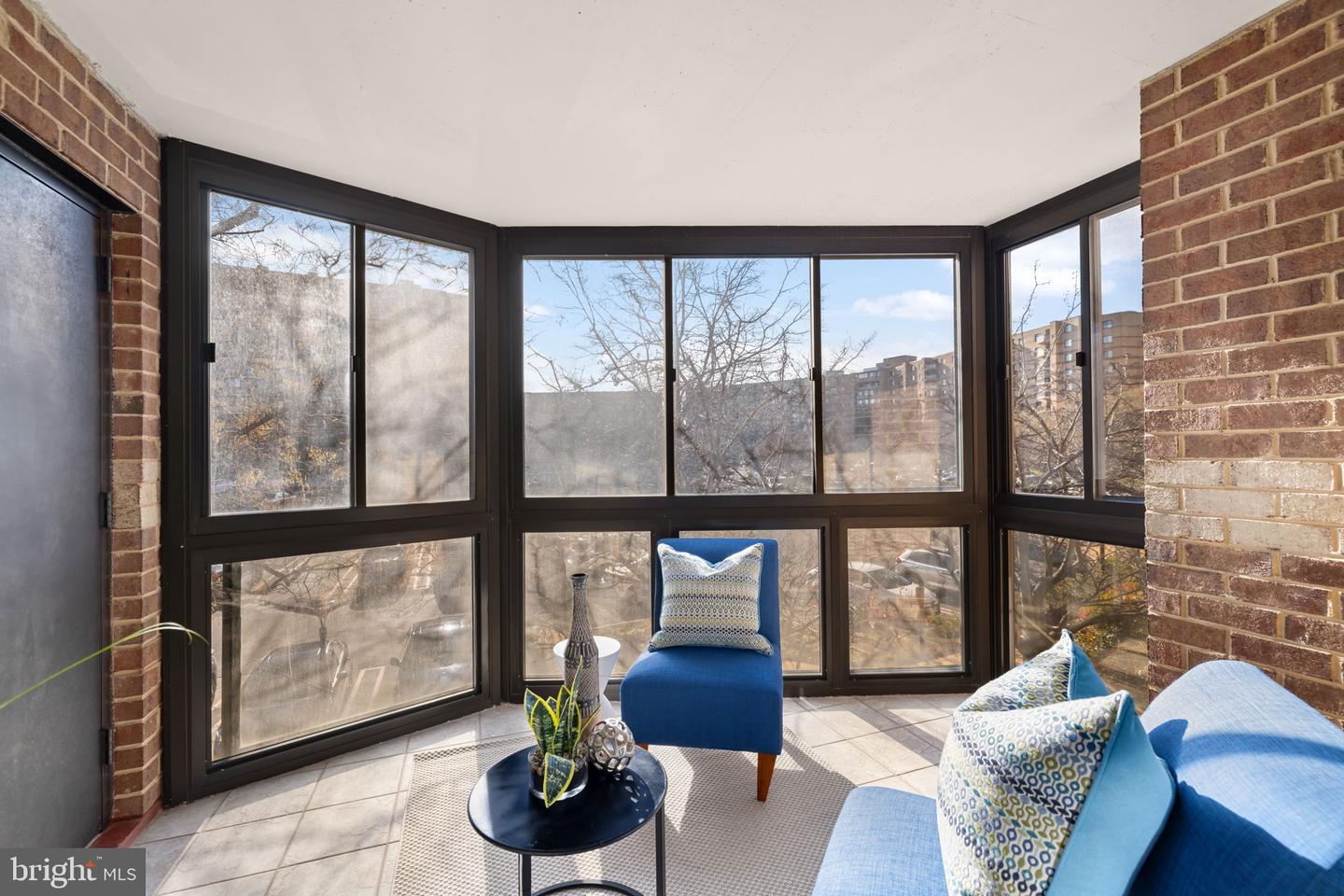 8380 GREENSBORO DR #221, MCLEAN, Virginia 22102, 2 Bedrooms Bedrooms, ,2 BathroomsBathrooms,Residential,For sale,8380 GREENSBORO DR #221,VAFX2285738 MLS # VAFX2285738