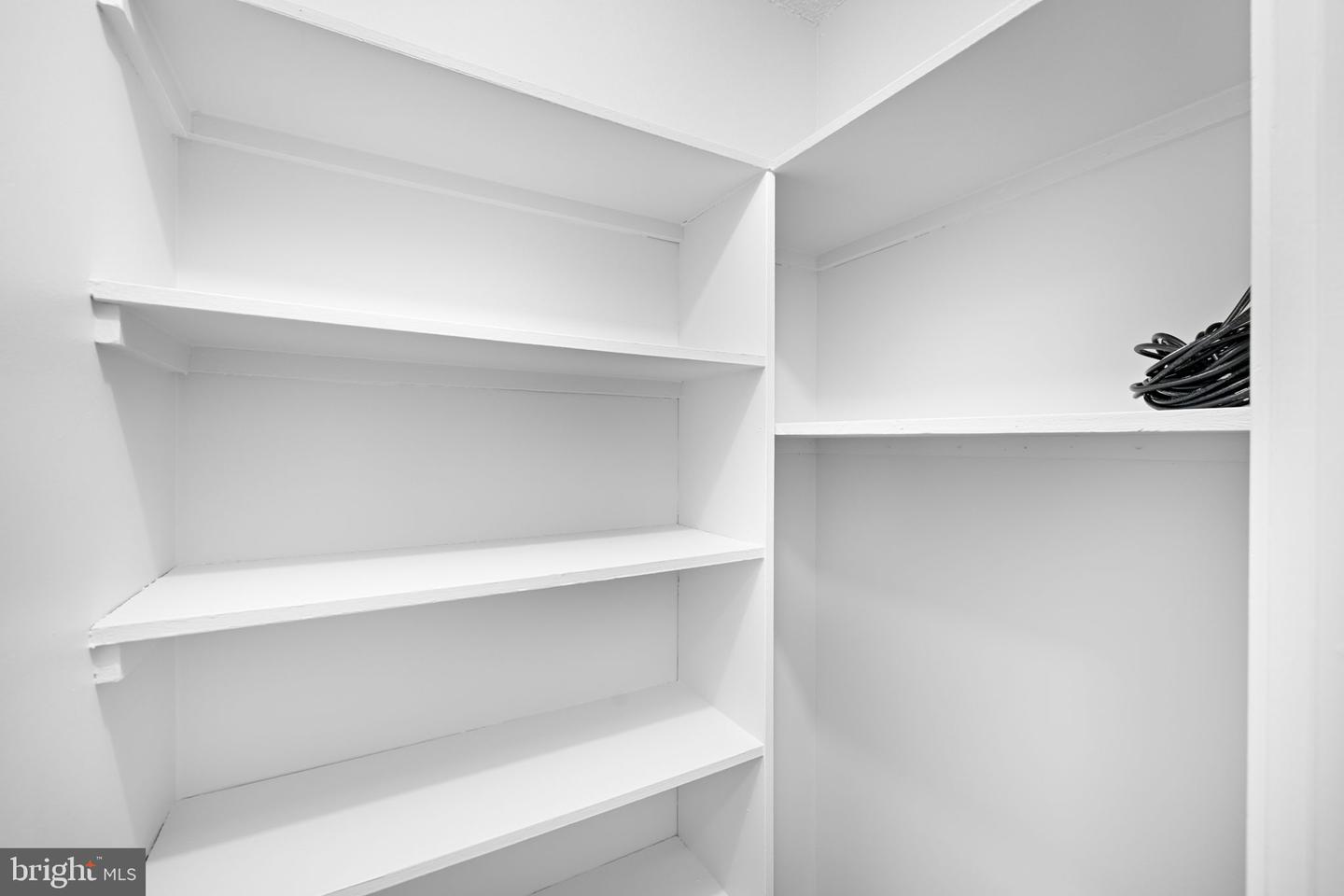 8380 GREENSBORO DR #221, MCLEAN, Virginia 22102, 2 Bedrooms Bedrooms, ,2 BathroomsBathrooms,Residential,For sale,8380 GREENSBORO DR #221,VAFX2285738 MLS # VAFX2285738