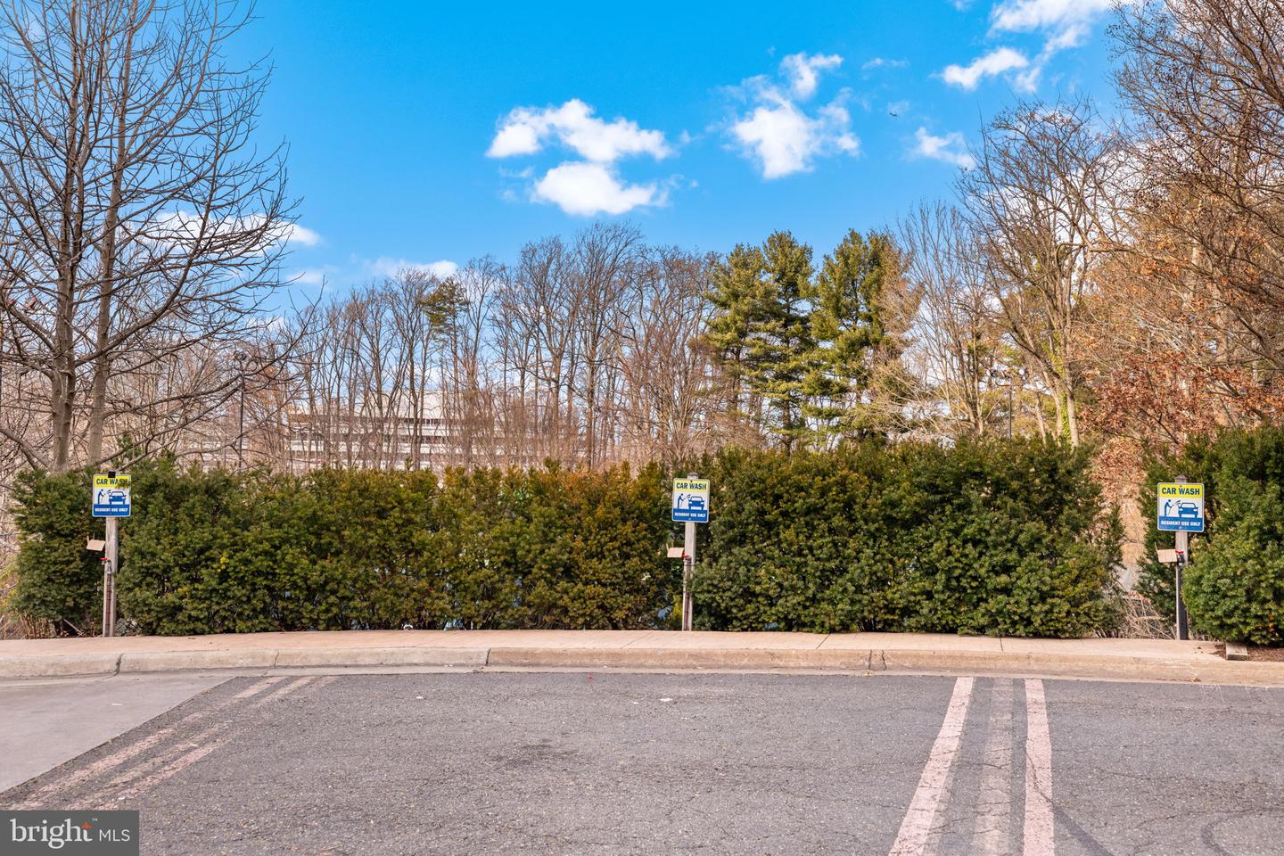 8380 GREENSBORO DR #221, MCLEAN, Virginia 22102, 2 Bedrooms Bedrooms, ,2 BathroomsBathrooms,Residential,For sale,8380 GREENSBORO DR #221,VAFX2285738 MLS # VAFX2285738