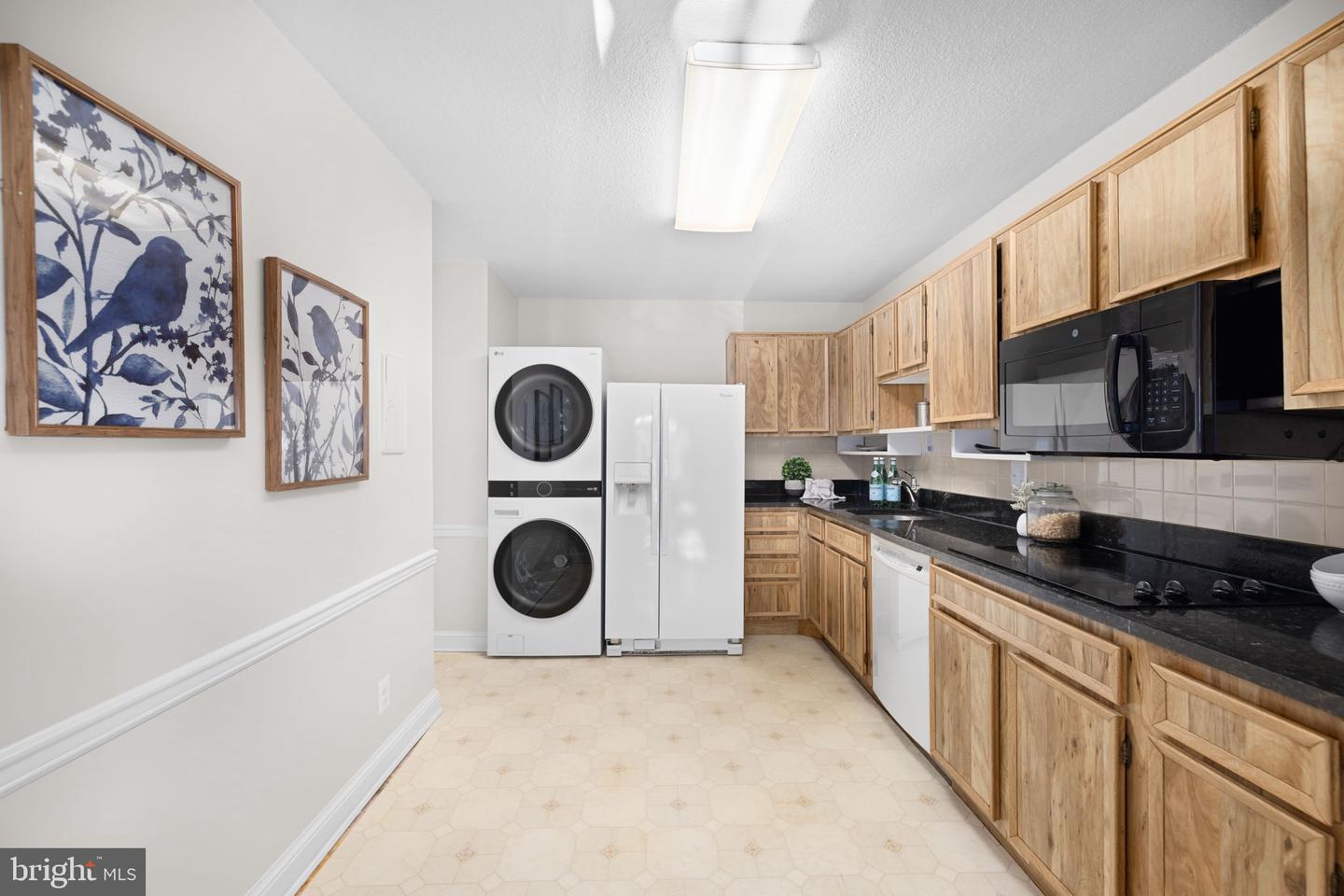 8380 GREENSBORO DR #221, MCLEAN, Virginia 22102, 2 Bedrooms Bedrooms, ,2 BathroomsBathrooms,Residential,For sale,8380 GREENSBORO DR #221,VAFX2285738 MLS # VAFX2285738