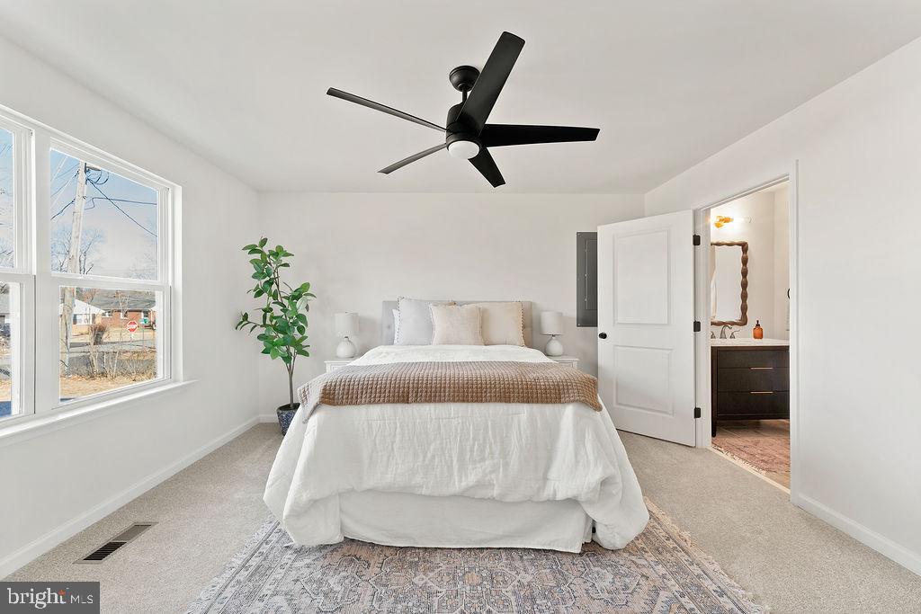 317 GROVE AVE, GORDONSVILLE, Virginia 22942, 4 Bedrooms Bedrooms, ,2 BathroomsBathrooms,Residential,For sale,317 GROVE AVE,VAOR2013144 MLS # VAOR2013144 317 GROVE AVE, GORDONSVILLE, Virginia 22942, 4 Bedrooms Bedrooms, ,2 BathroomsBathrooms,Residential,For sale,317 GROVE AVE,VAOR2013144 MLS # VAOR2013144