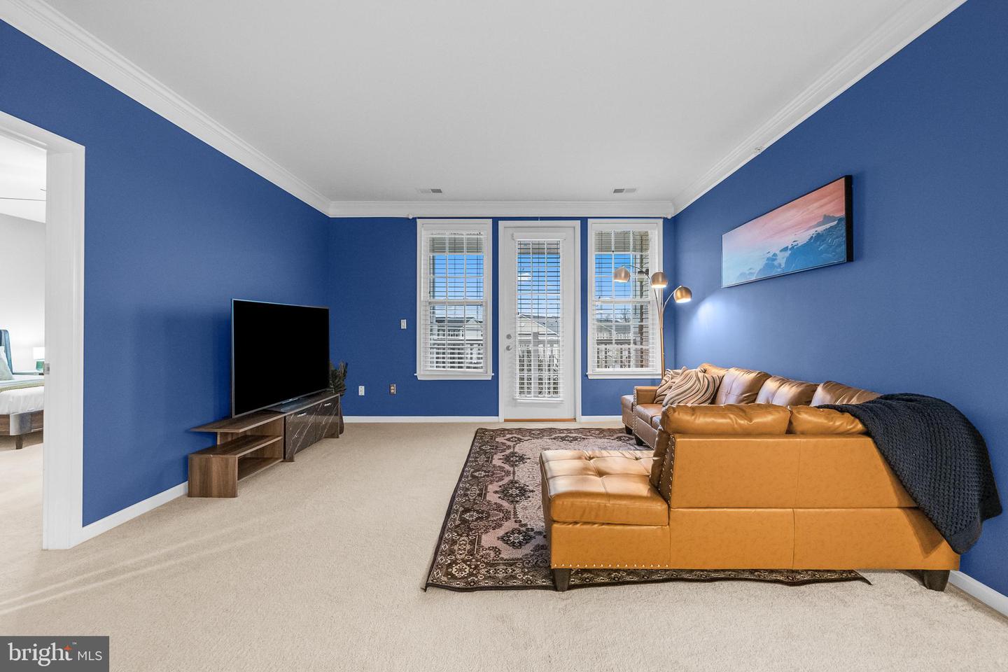 24701 BYRNE MEADOW SQ #413, ALDIE, Virginia 20105, 2 Bedrooms Bedrooms, ,2 BathroomsBathrooms,Residential,For sale,24701 BYRNE MEADOW SQ #413,VALO2114094 MLS # VALO2114094