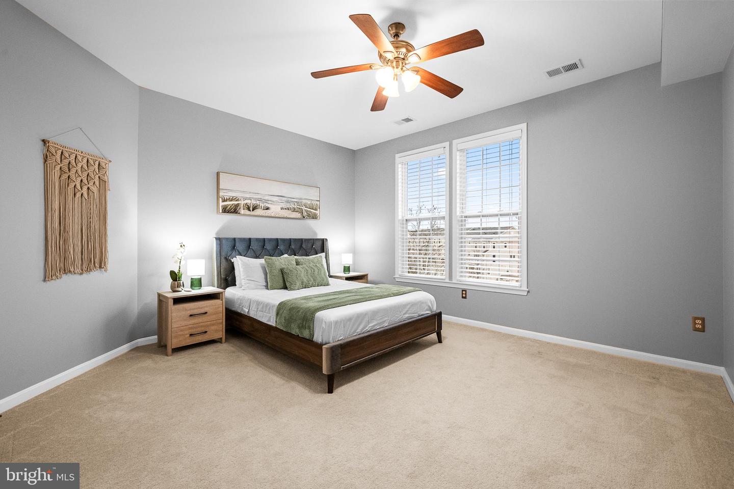 24701 BYRNE MEADOW SQ #413, ALDIE, Virginia 20105, 2 Bedrooms Bedrooms, ,2 BathroomsBathrooms,Residential,For sale,24701 BYRNE MEADOW SQ #413,VALO2114094 MLS # VALO2114094