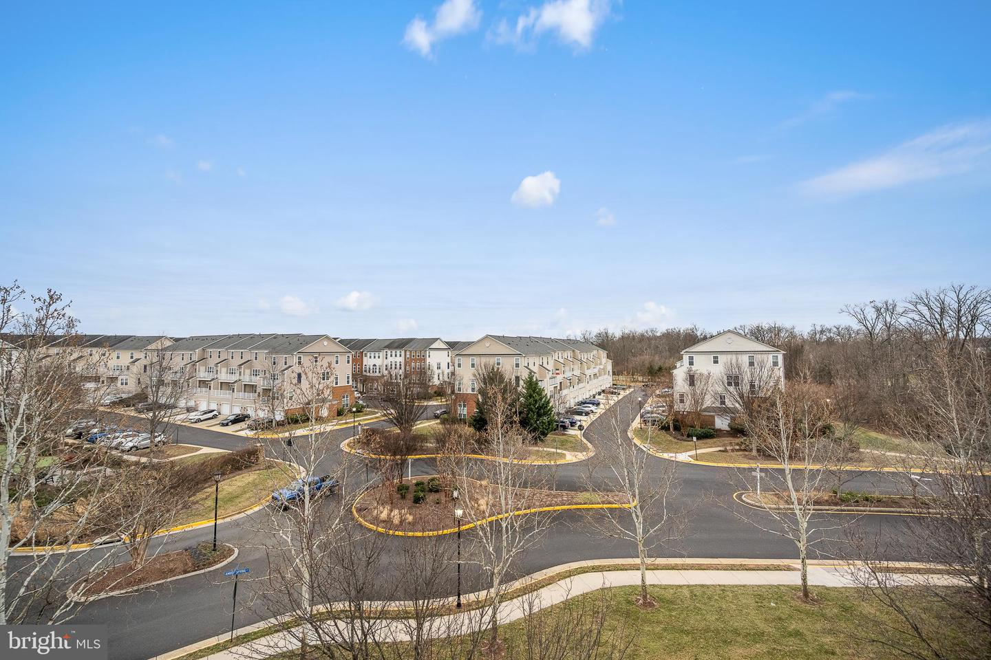 24701 BYRNE MEADOW SQ #413, ALDIE, Virginia 20105, 2 Bedrooms Bedrooms, ,2 BathroomsBathrooms,Residential,For sale,24701 BYRNE MEADOW SQ #413,VALO2114094 MLS # VALO2114094