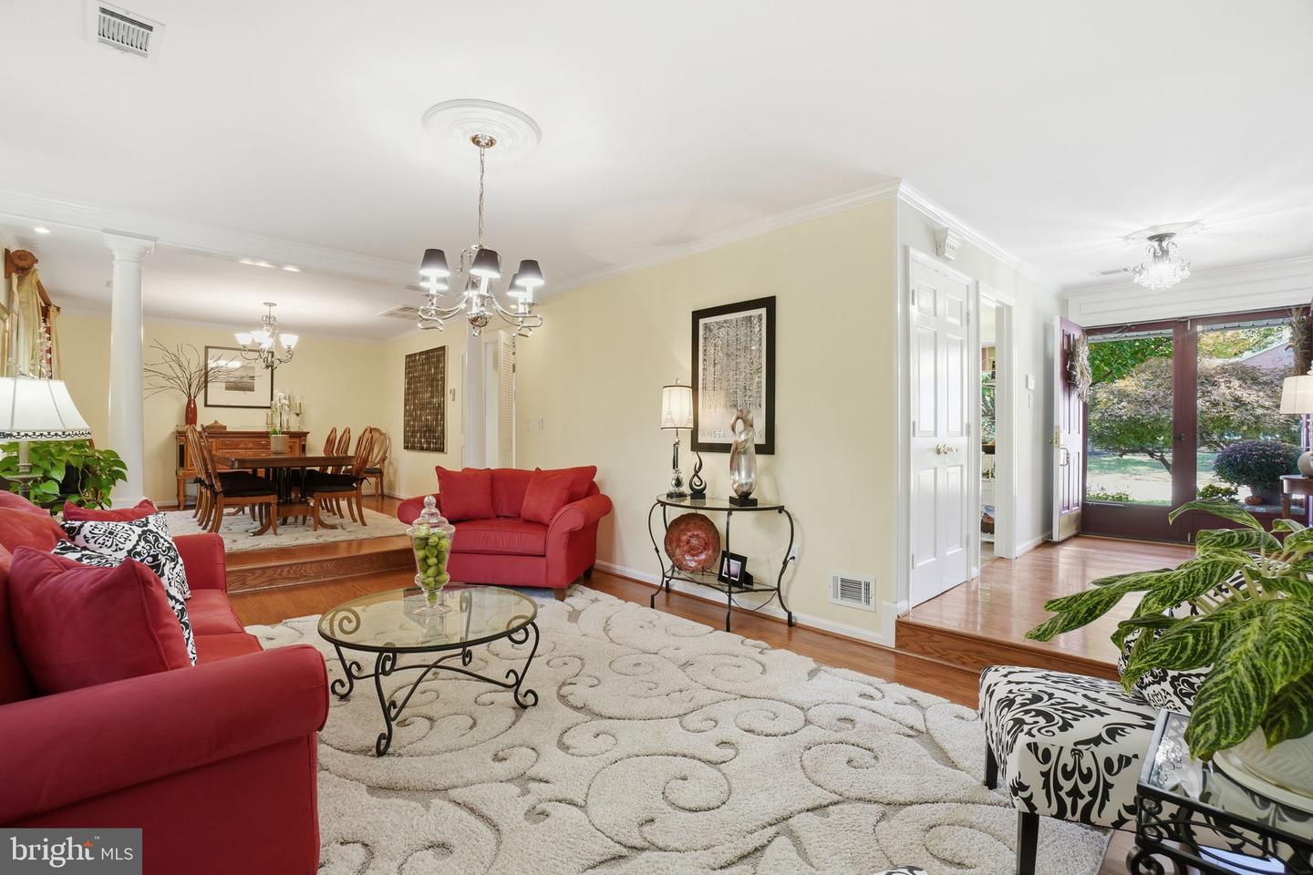 1507 LAUREL HILL RD, VIENNA, Virginia 22182, 4 Bedrooms Bedrooms, ,3 BathroomsBathrooms,Residential,For sale,1507 LAUREL HILL RD,VAFX2286102 MLS # VAFX2286102