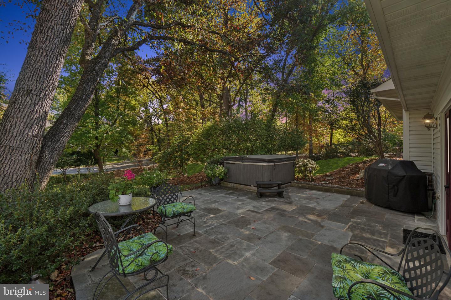 1507 LAUREL HILL RD, VIENNA, Virginia 22182, 4 Bedrooms Bedrooms, ,3 BathroomsBathrooms,Residential,For sale,1507 LAUREL HILL RD,VAFX2286102 MLS # VAFX2286102