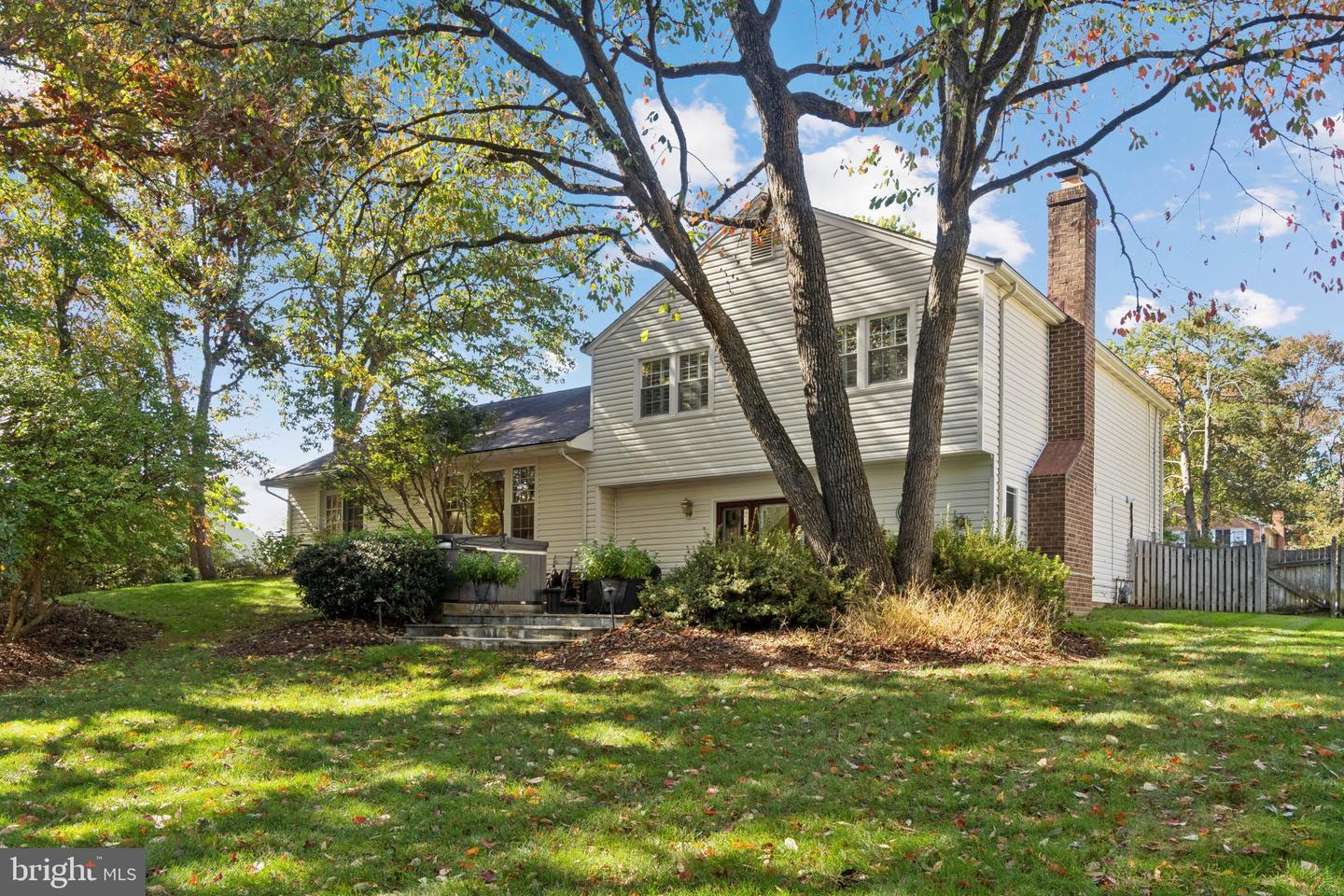 1507 LAUREL HILL RD, VIENNA, Virginia 22182, 4 Bedrooms Bedrooms, ,3 BathroomsBathrooms,Residential,For sale,1507 LAUREL HILL RD,VAFX2286102 MLS # VAFX2286102