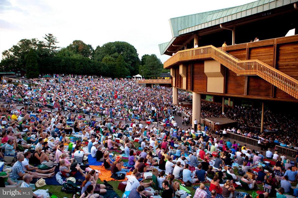 1507 LAUREL HILL RD, VIENNA, Virginia 22182, 4 Bedrooms Bedrooms, ,3 BathroomsBathrooms,Residential,For sale,1507 LAUREL HILL RD,VAFX2286102 MLS # VAFX2286102