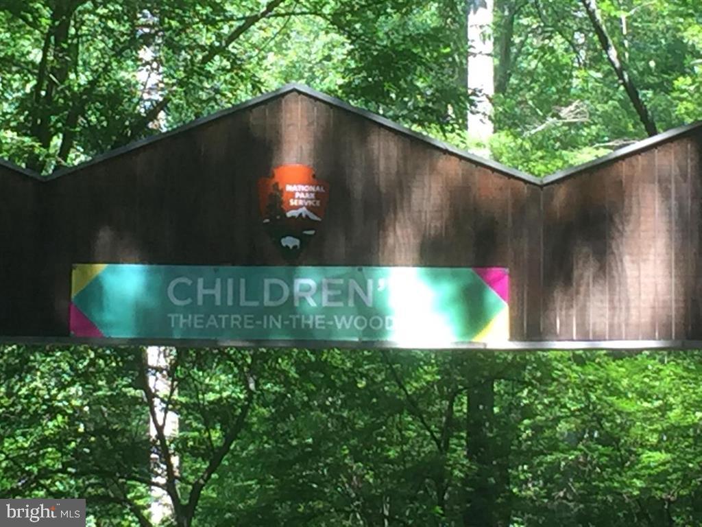 1507 LAUREL HILL RD, VIENNA, Virginia 22182, 4 Bedrooms Bedrooms, ,3 BathroomsBathrooms,Residential,For sale,1507 LAUREL HILL RD,VAFX2286102 MLS # VAFX2286102