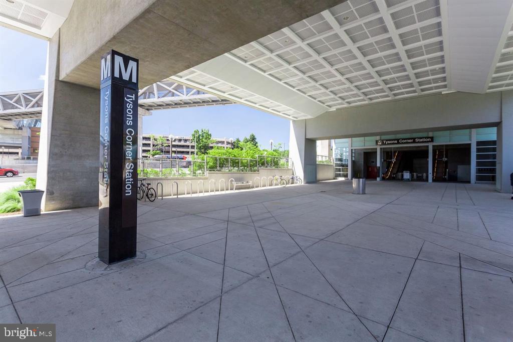 1507 LAUREL HILL RD, VIENNA, Virginia 22182, 4 Bedrooms Bedrooms, ,3 BathroomsBathrooms,Residential,For sale,1507 LAUREL HILL RD,VAFX2286102 MLS # VAFX2286102