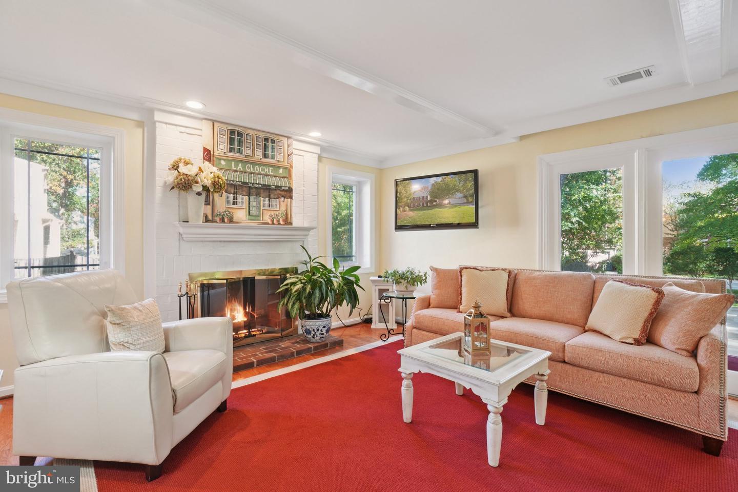 1507 LAUREL HILL RD, VIENNA, Virginia 22182, 4 Bedrooms Bedrooms, ,3 BathroomsBathrooms,Residential,For sale,1507 LAUREL HILL RD,VAFX2286102 MLS # VAFX2286102