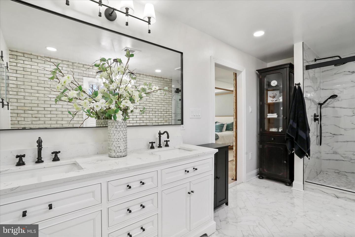 247 MCGUIRE RD, WINCHESTER, Virginia 22603, 4 Bedrooms Bedrooms, ,2 BathroomsBathrooms,Residential,For sale,247 MCGUIRE RD,VAFV2039028 MLS # VAFV2039028 247 MCGUIRE RD, WINCHESTER, Virginia 22603, 4 Bedrooms Bedrooms, ,2 BathroomsBathrooms,Residential,For sale,247 MCGUIRE RD,VAFV2039028 MLS # VAFV2039028