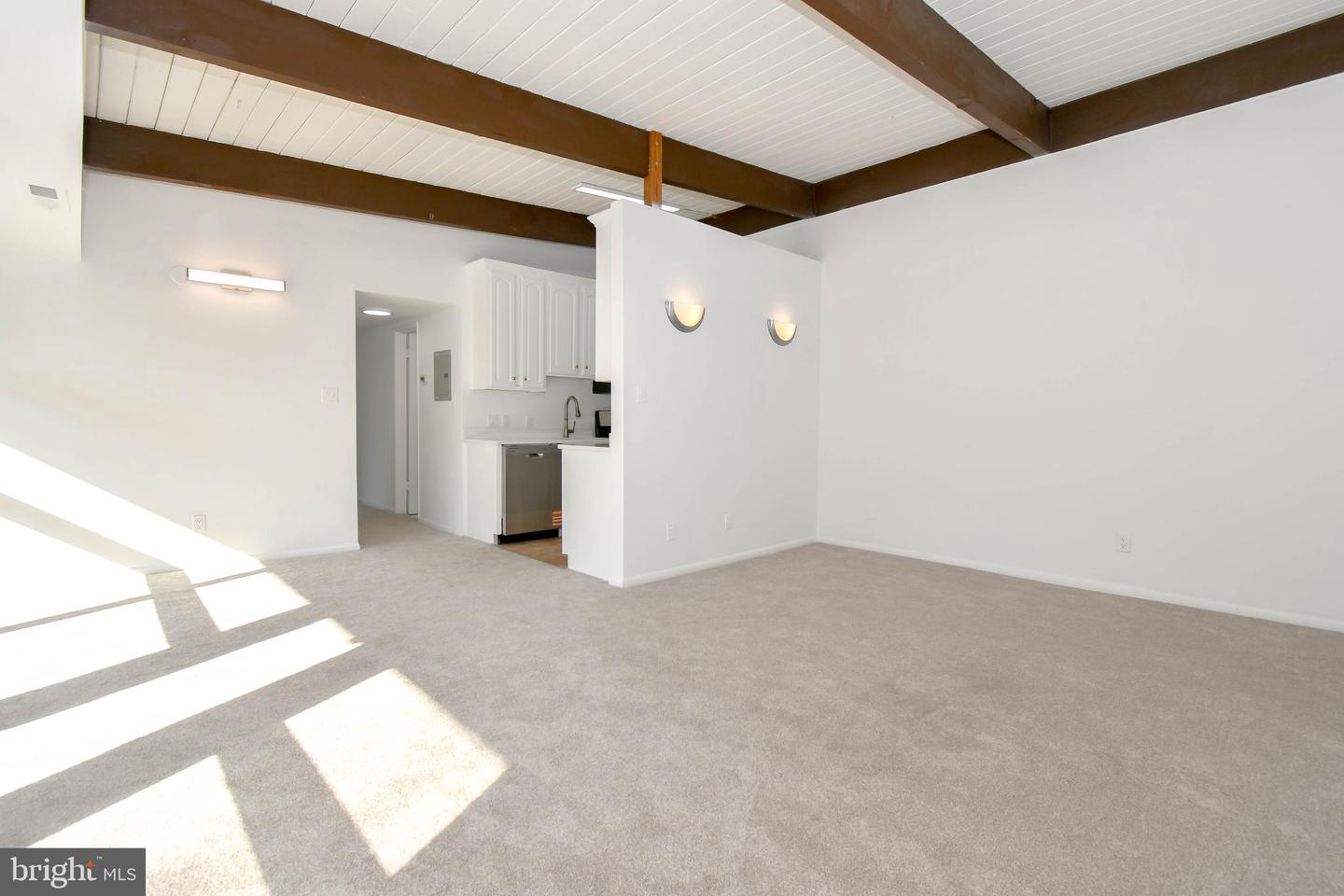 4267 AMERICANA DR #203, ANNANDALE, Virginia 22003, 2 Bedrooms Bedrooms, ,1 BathroomBathrooms,Residential,For sale,4267 AMERICANA DR #203,VAFX2286104 MLS # VAFX2286104 4267 AMERICANA DR #203, ANNANDALE, Virginia 22003, 2 Bedrooms Bedrooms, ,1 BathroomBathrooms,Residential,For sale,4267 AMERICANA DR #203,VAFX2286104 MLS # VAFX2286104