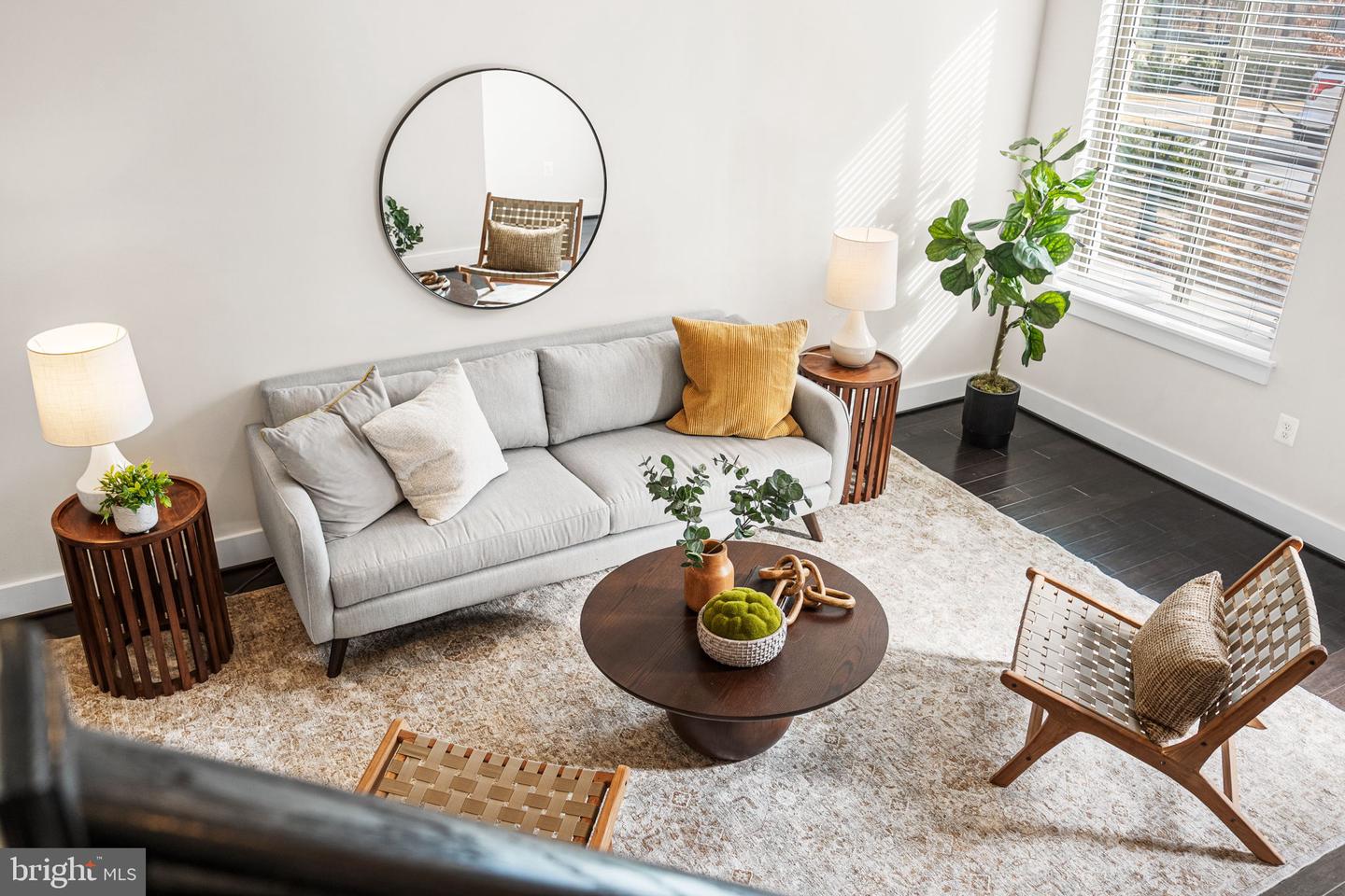 4973 LAKESIDE XING, CHANTILLY, Virginia 20151, 3 Bedrooms Bedrooms, ,3 BathroomsBathrooms,Residential,For sale,4973 LAKESIDE XING,VAFX2286180 MLS # VAFX2286180