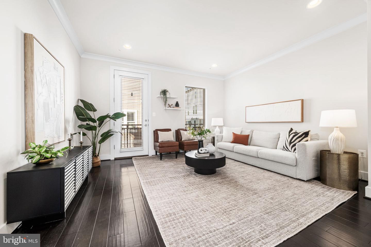 4973 LAKESIDE XING, CHANTILLY, Virginia 20151, 3 Bedrooms Bedrooms, ,3 BathroomsBathrooms,Residential,For sale,4973 LAKESIDE XING,VAFX2286180 MLS # VAFX2286180