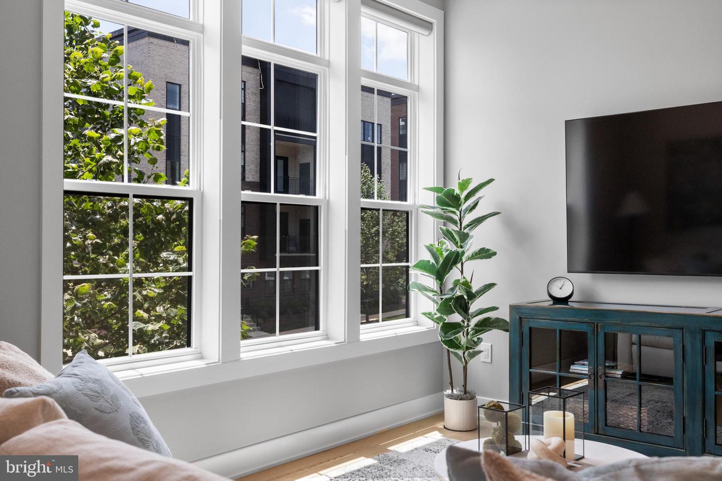 43442 CROSON LN #100, ASHBURN, Virginia 20148, 3 Bedrooms Bedrooms, ,3 BathroomsBathrooms,Residential,For sale,43442 CROSON LN #100,VALO2114130 MLS # VALO2114130